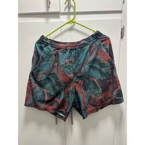 Lululemon men’s size large shorts